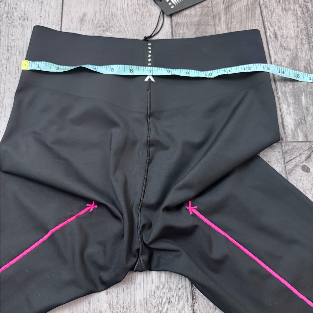 Savage x Fenty Hotline High Waist Leggings Black Caviar Pink Medium NEW NWT - Picture 8 of 10